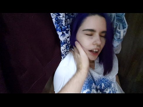 ❤️ Trovis mian fratinon en la ŝranko kaj helpis ŝin kumi Pornofilmo ĉe eo.pornohammer.ru